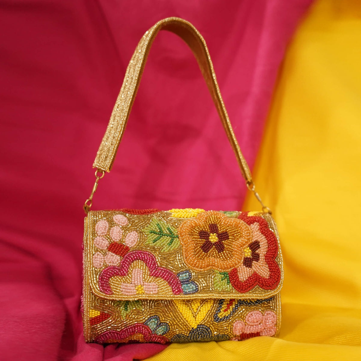 Noor – Golden Beaded Bag