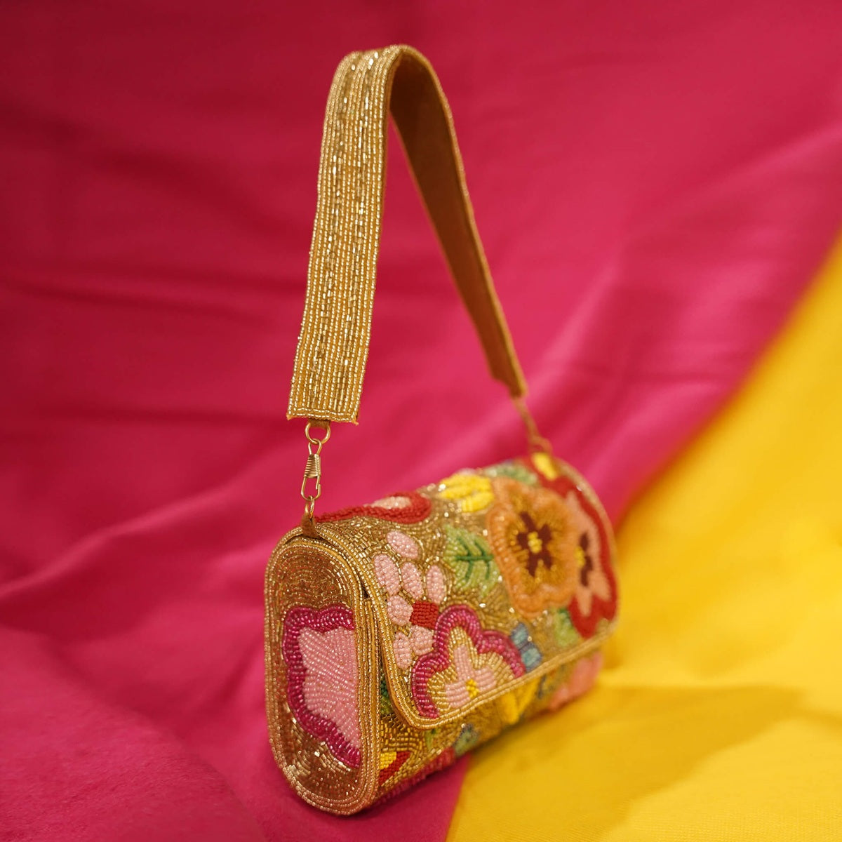 Noor – Golden Beaded Bag